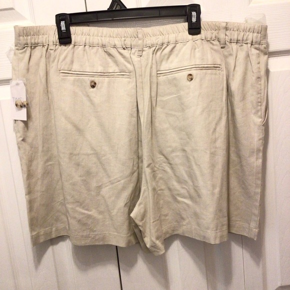 Time And Tru Womens Plus Size Beige Linen Blend Pleated 5” Shorts Size XXXL (22) - Picture 4 of 10